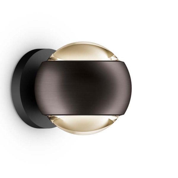 IO Verticale Wall Light - Modern Geometric Wall Sconce for Living Spaces